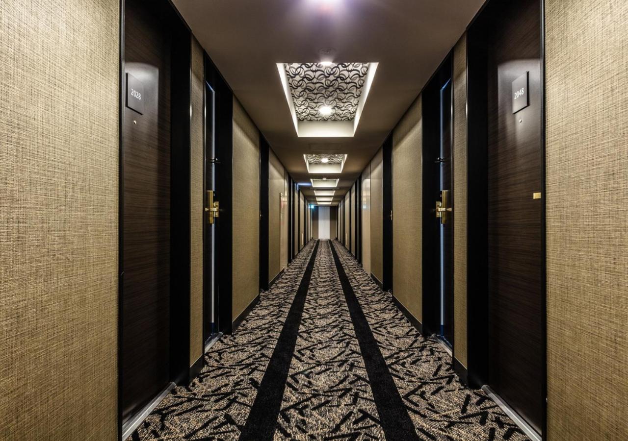 Apa Hotel Higashi Shinjuku Kabukicho Tower Токио Екстериор снимка